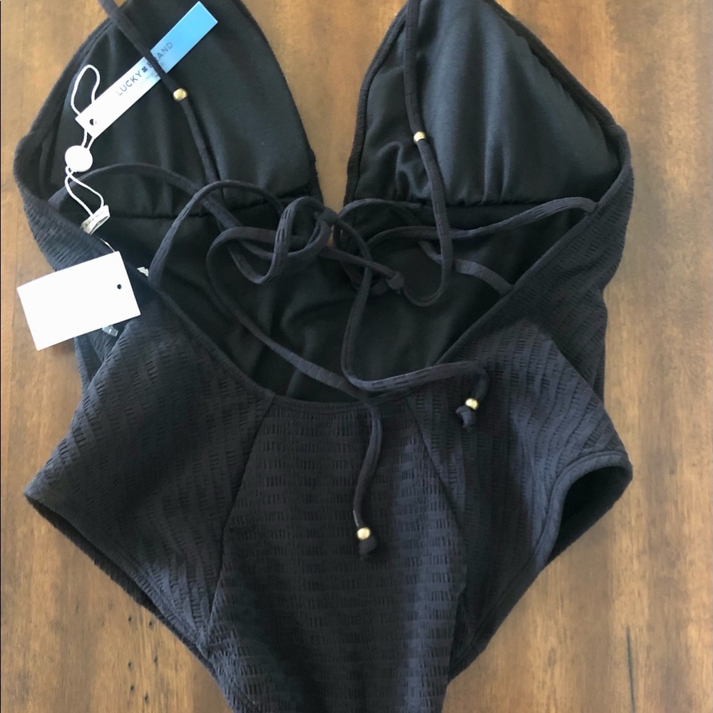 NWT Lucky Brand Chic Plunging One Piece L - Picture 8 of 9